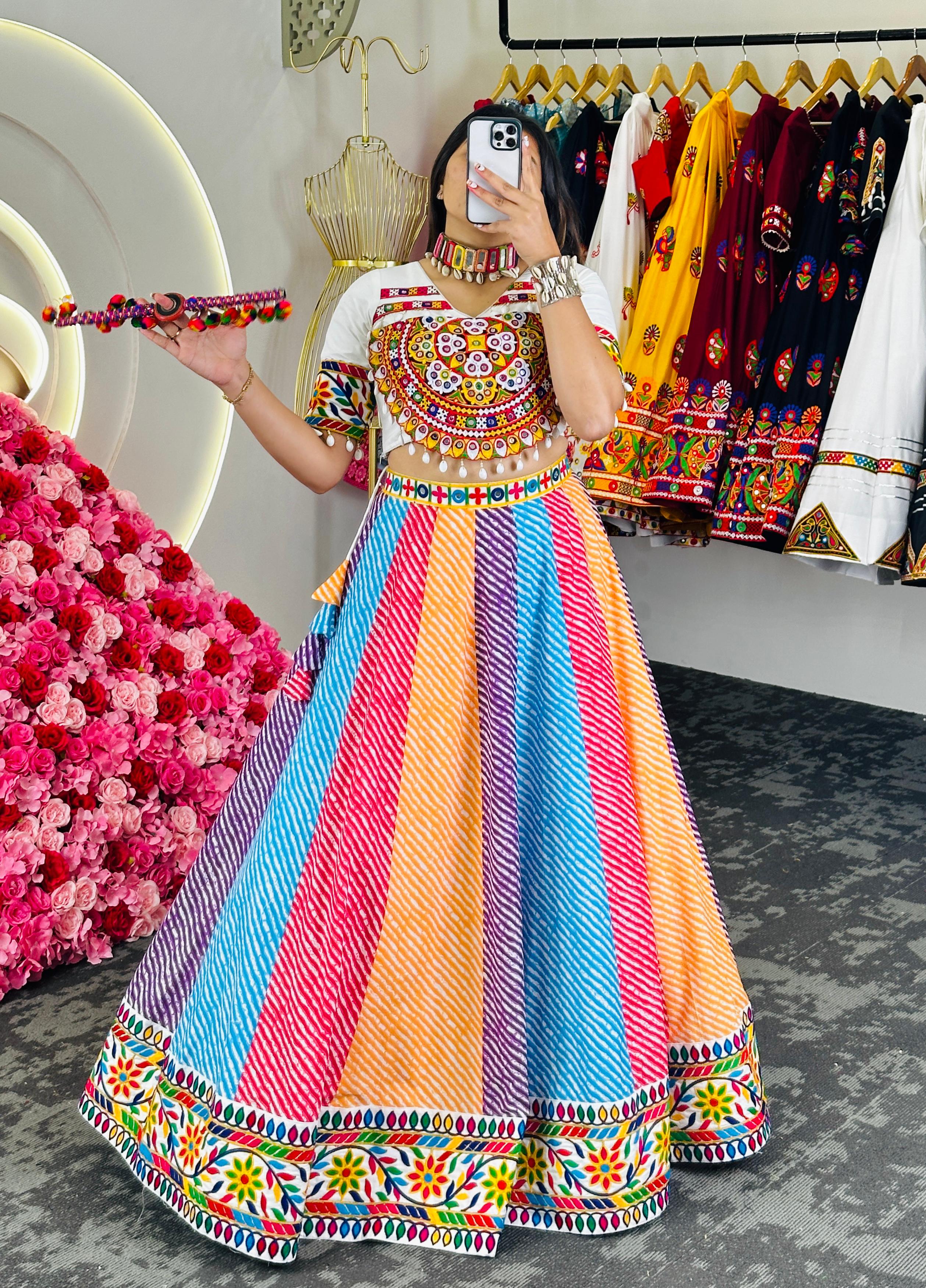 Real Modelling Navratri Lehenga